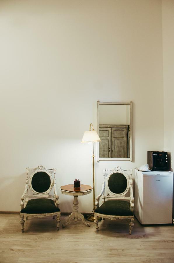Mansion Josephina Homestay *